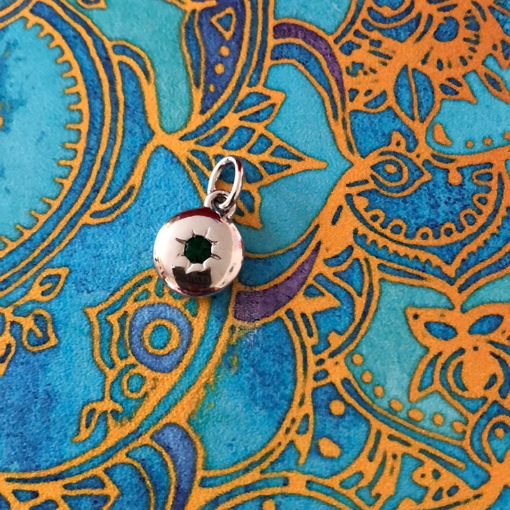 Tresors charm green (emerald)
